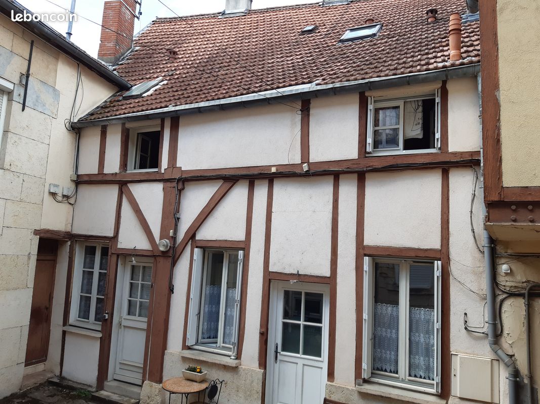 Appartement 2 pièces 46 m² · à Dijon · 46 m² · 630 €