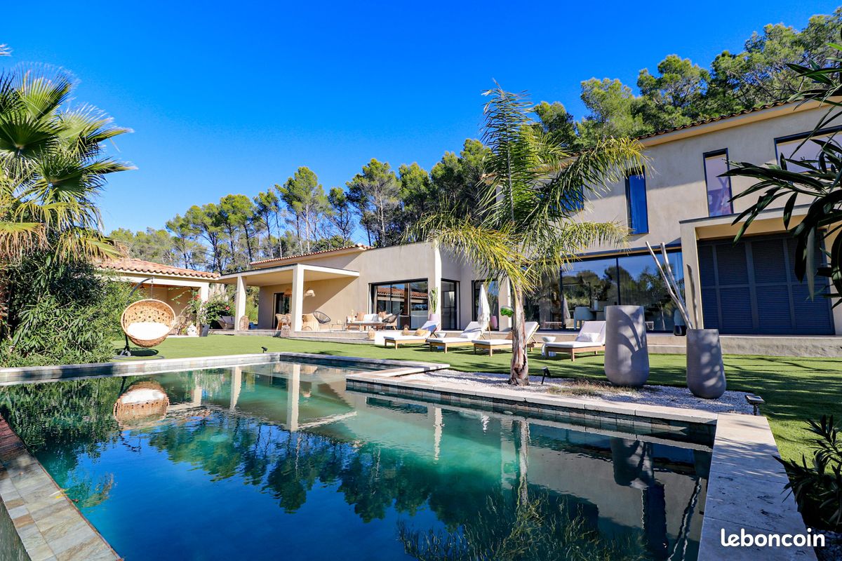 Maison 5 pièces 175 m² · à Flayosc · 175 m² · 945 000 €