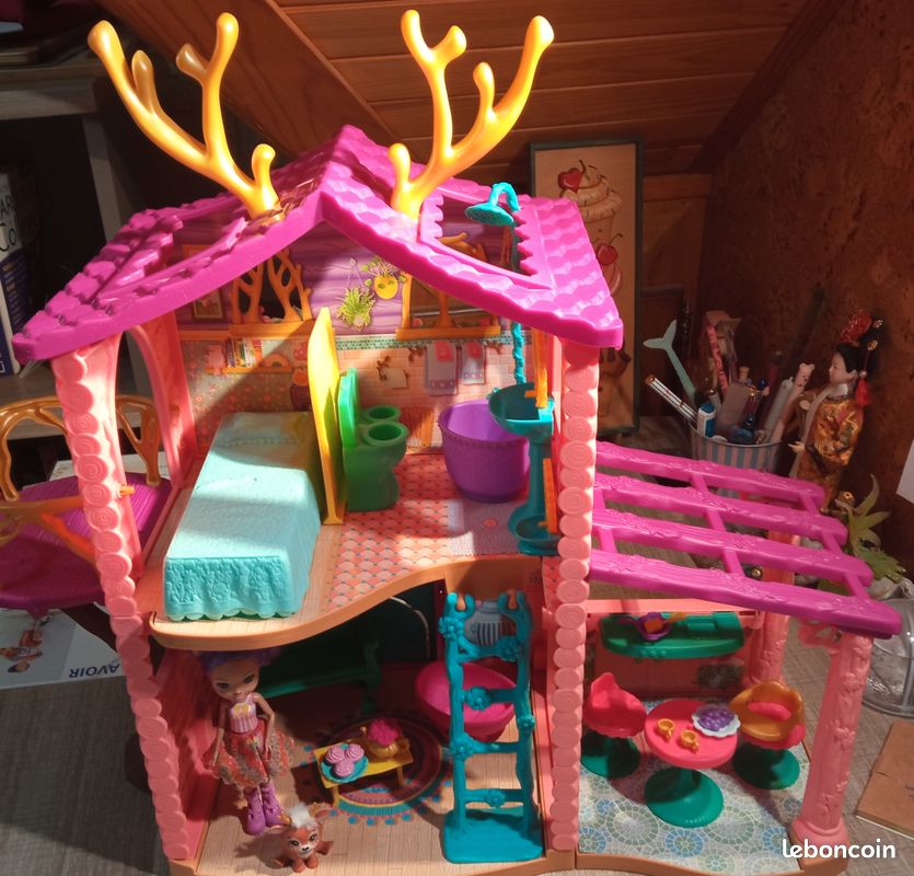Maison EnchanTimals (image 1)