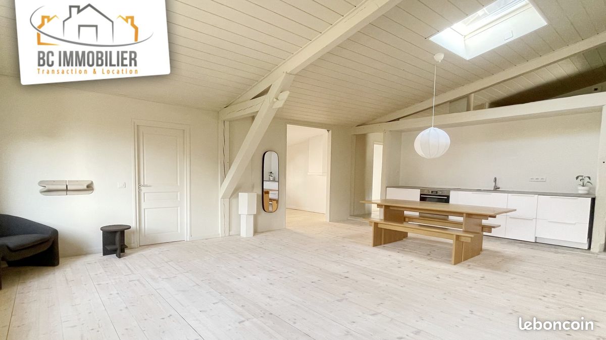 Appartement 4 pièces 102 m² · à Ségny · 102 m² · 440 000 €