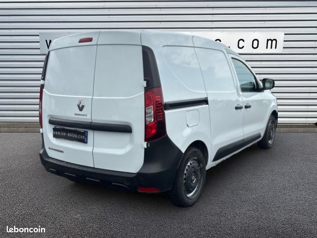RENAULT EXPRESS 1.5 Blue dCi 95 II VAN FOURGON Confort (image 4)