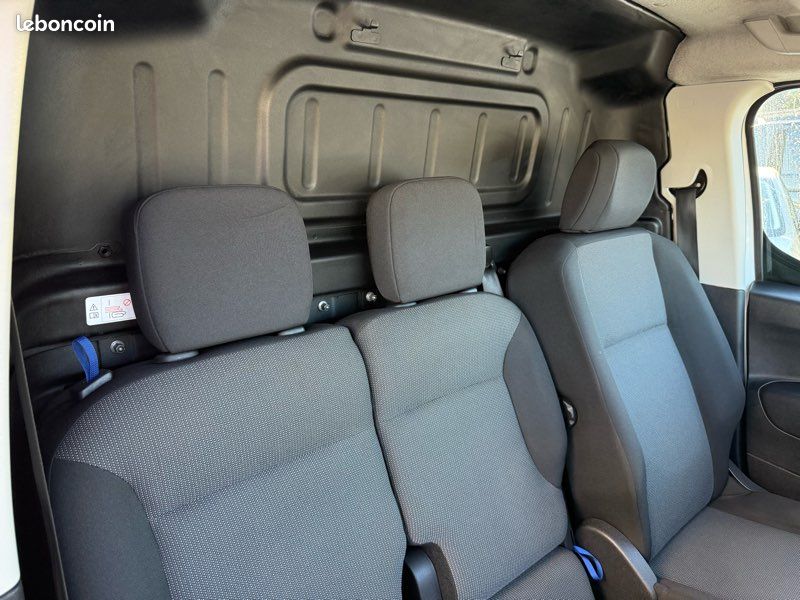 11 658 ht citroen berlingo van xl long 950kg bluehdi 100 s&s bvm5 club. 56 000kms. 1ere main (image 13)