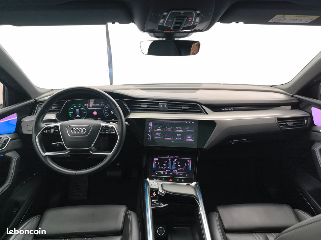 AUDI e-tron 55 quattro 408 ch Edition One (image 35)