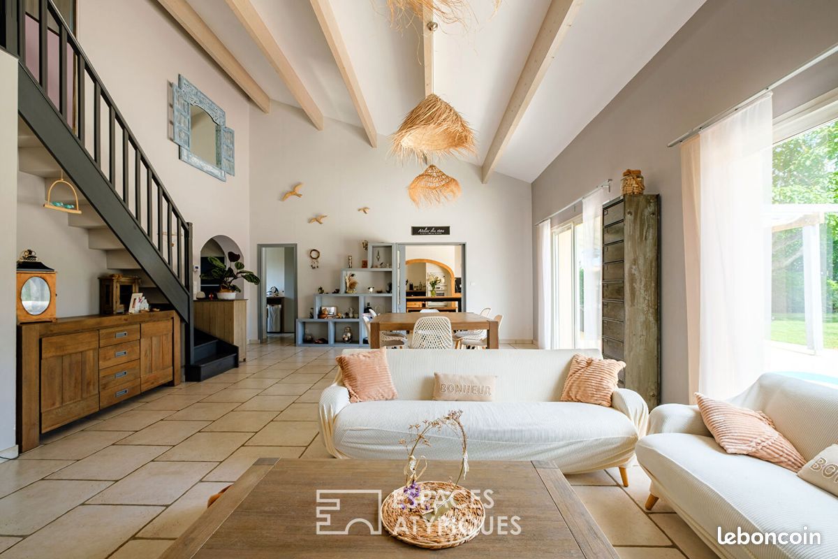 Maison 8 pièces 192 m² · à Saint-Rémy · 192 m² · 436 800 €