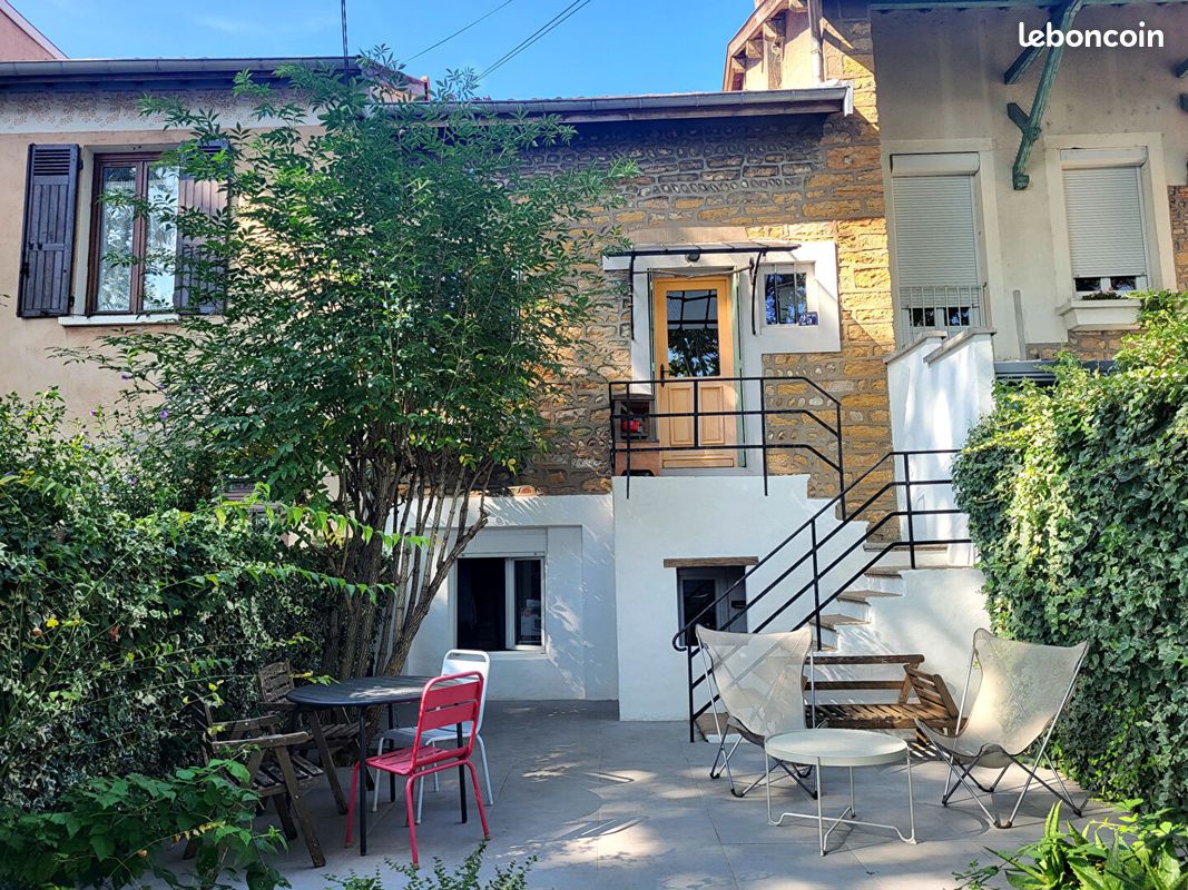 Maison 3 pièces 78 m² · à Neuville-sur-Saône · 78 m² · 1 195 €/mois