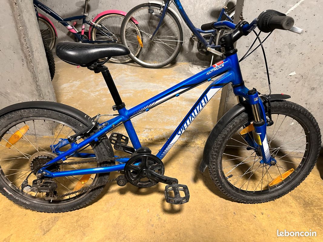 Vélo garçon hot rock 20p (image 1)