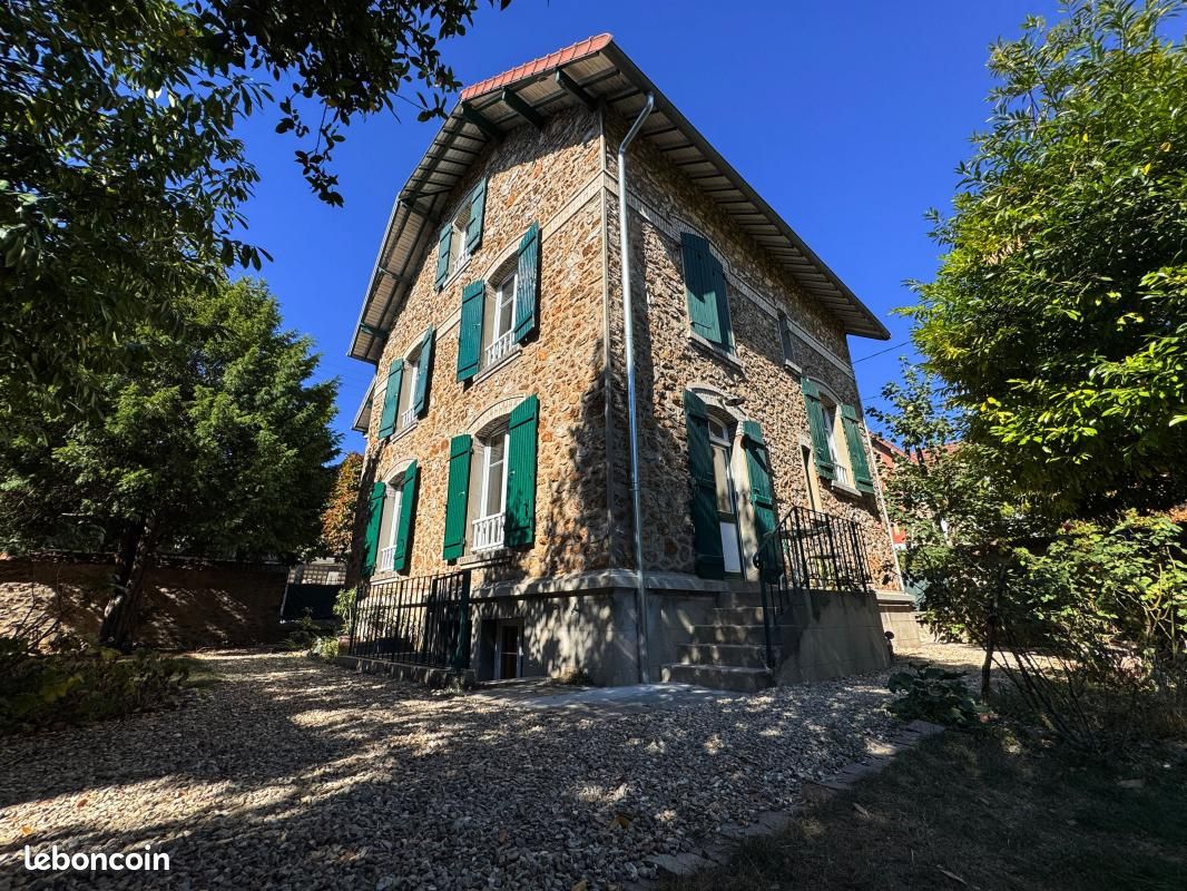 Maison 7 pièces 165 m² · à Juvisy-sur-Orge · 165 m² · 799 000 €
