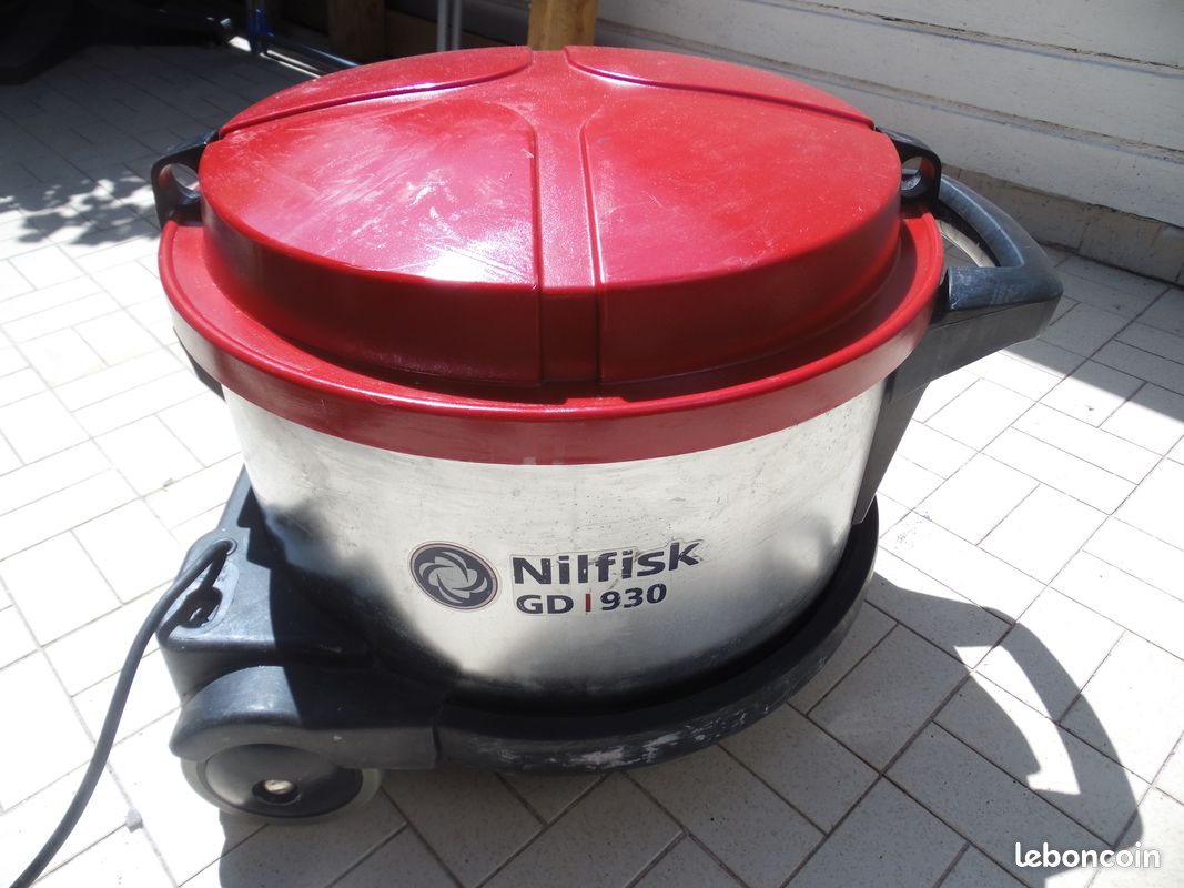 Aspirateur nilfisk (image 1)