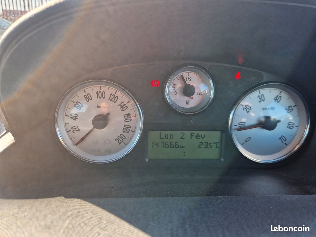 Lancia Ypsilon 1.2L 70 CH CLIM (image 15)