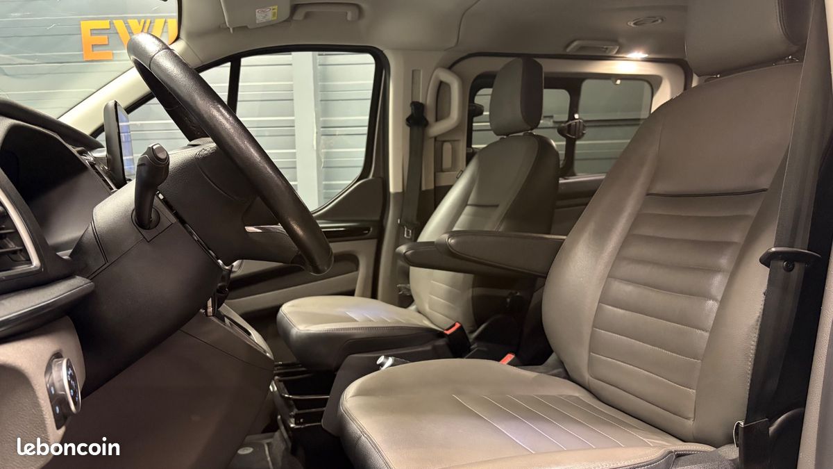 FORD TOURNEO CUSTOM COMBI 320 2.0 ECOBLUE 185 L1H1 COURT PC-TN SPORt (image 5)