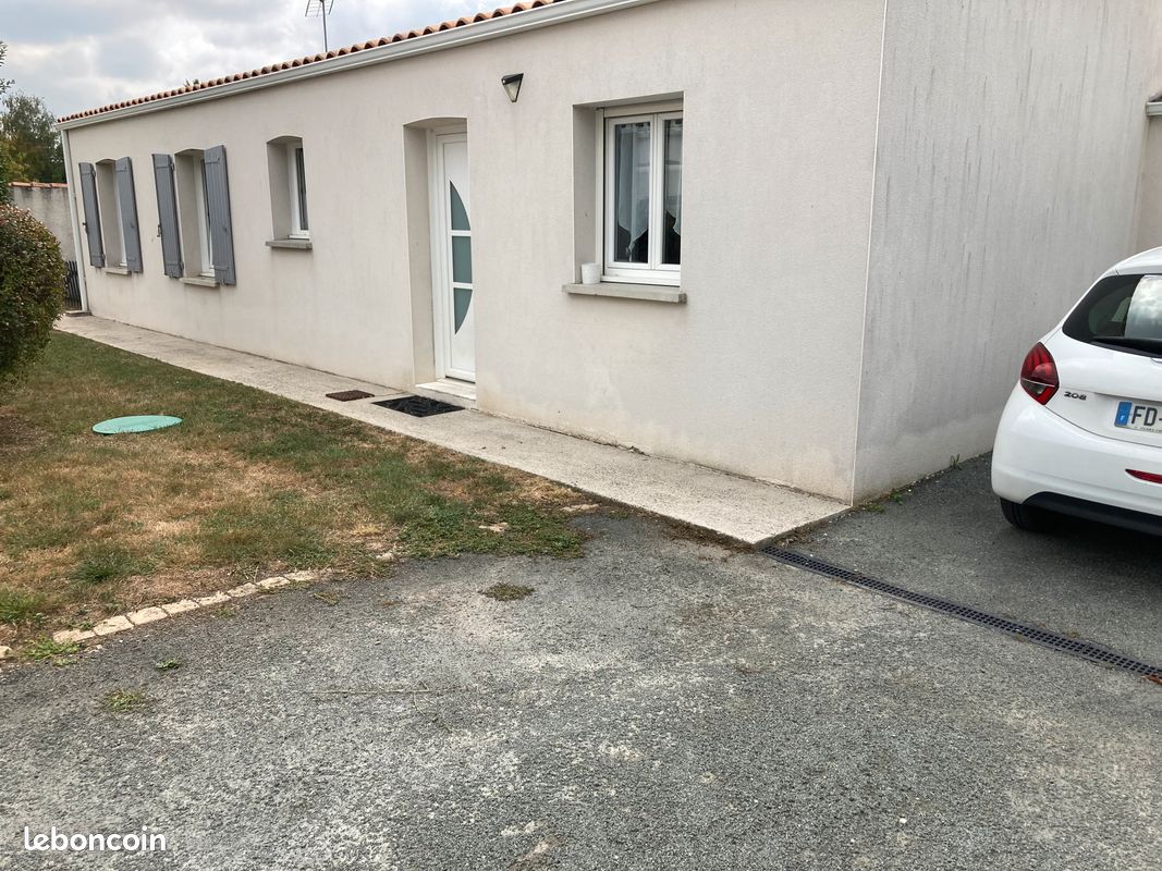 Maison 5 pièces 112 m² · à Échillais · 112 m² · 320 000 €
