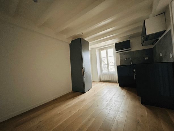 Appartement a louer  - 1 pièce(s) - 22.9 m2 - Surfyn
