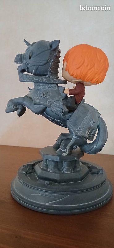 Funko pop 82 Ron sur pièce d'echec (image 3)