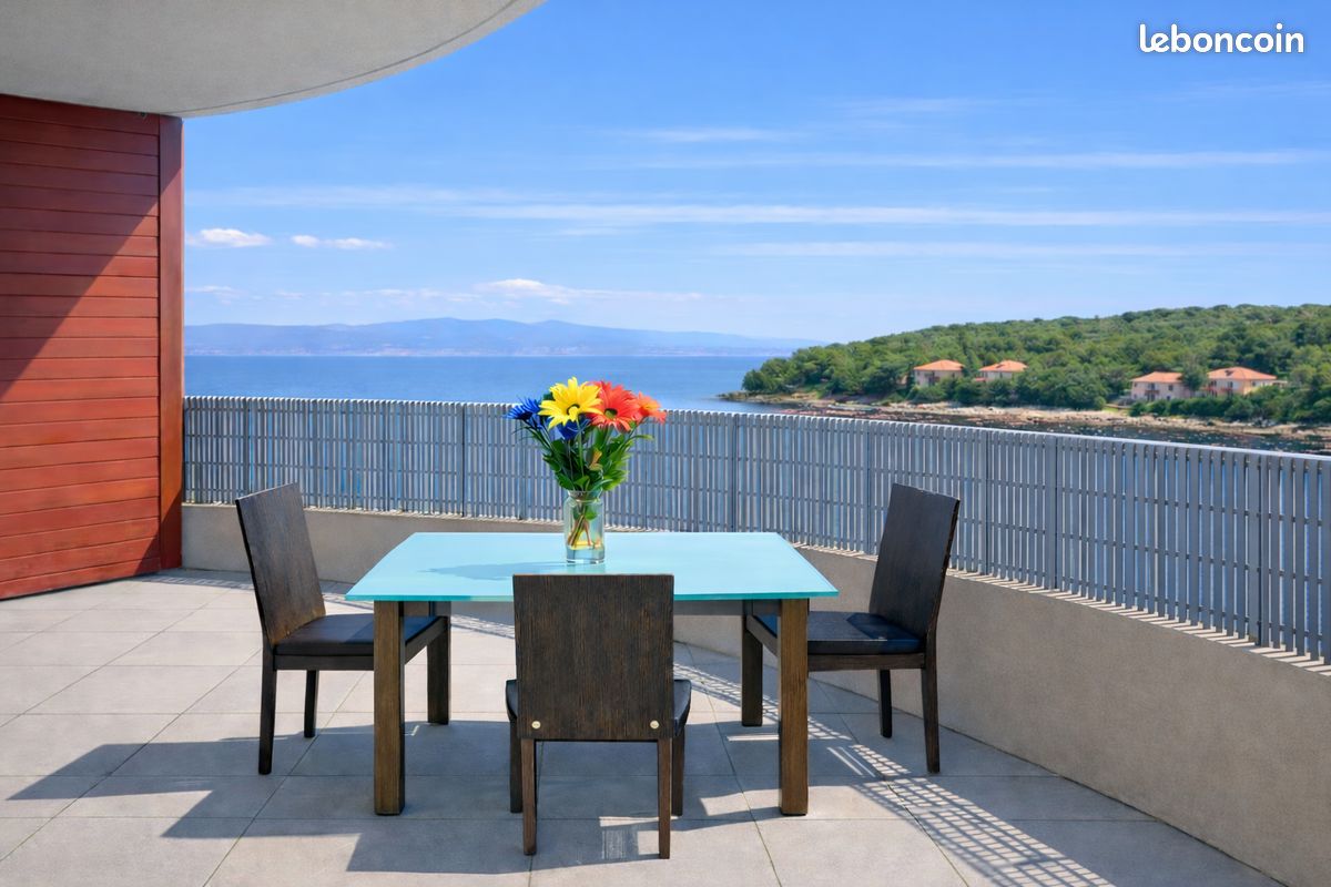 Appartement 3 pièces 67 m² · à Martigues · 67 m² · 1 050 €