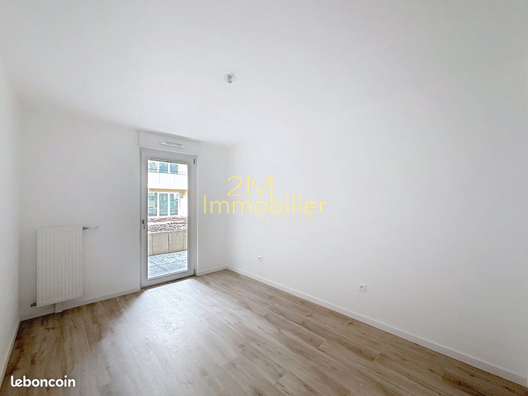 Appartement a louer - 3 pièce(s) - 63 m2 - Surfyn