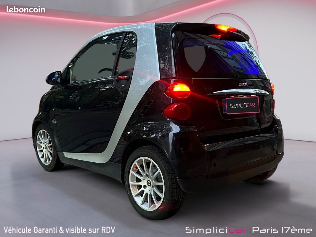 SMART FORTWO COUPE Entretien a jour defaut carroserie (image 4)
