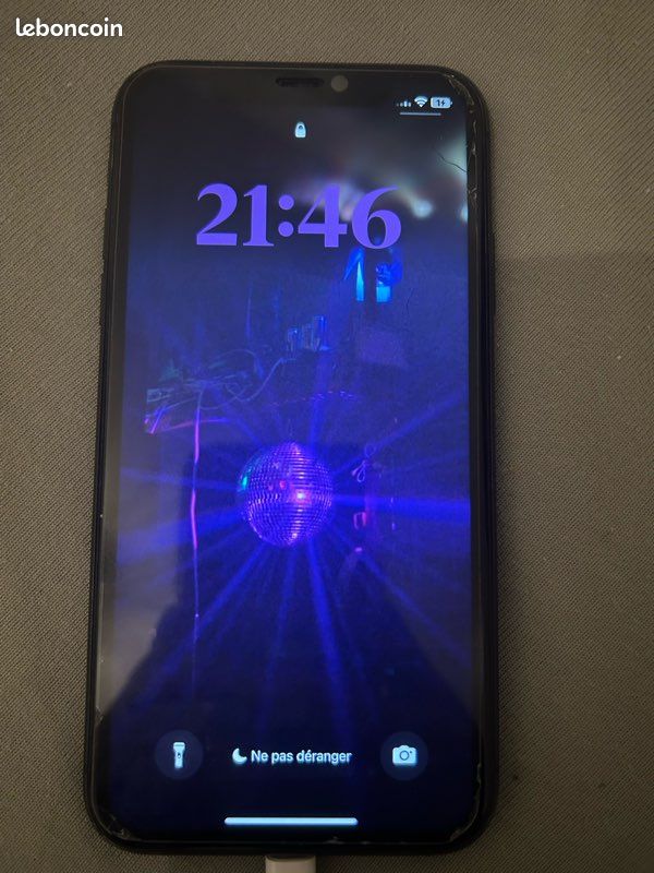 IPhone 11 Noir 128go (image 1)