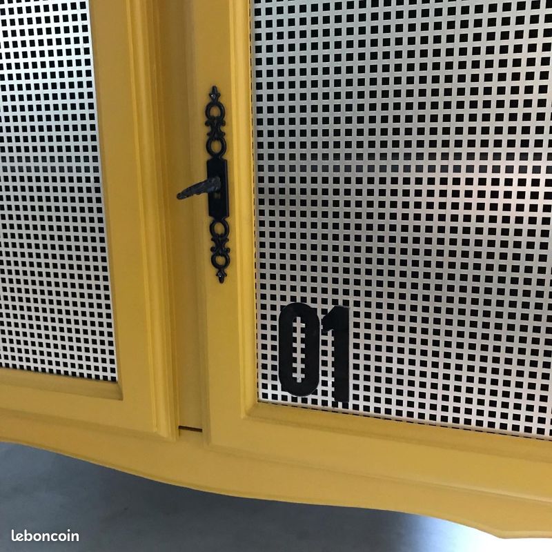 Petit meuble jaune rétro (image 4)