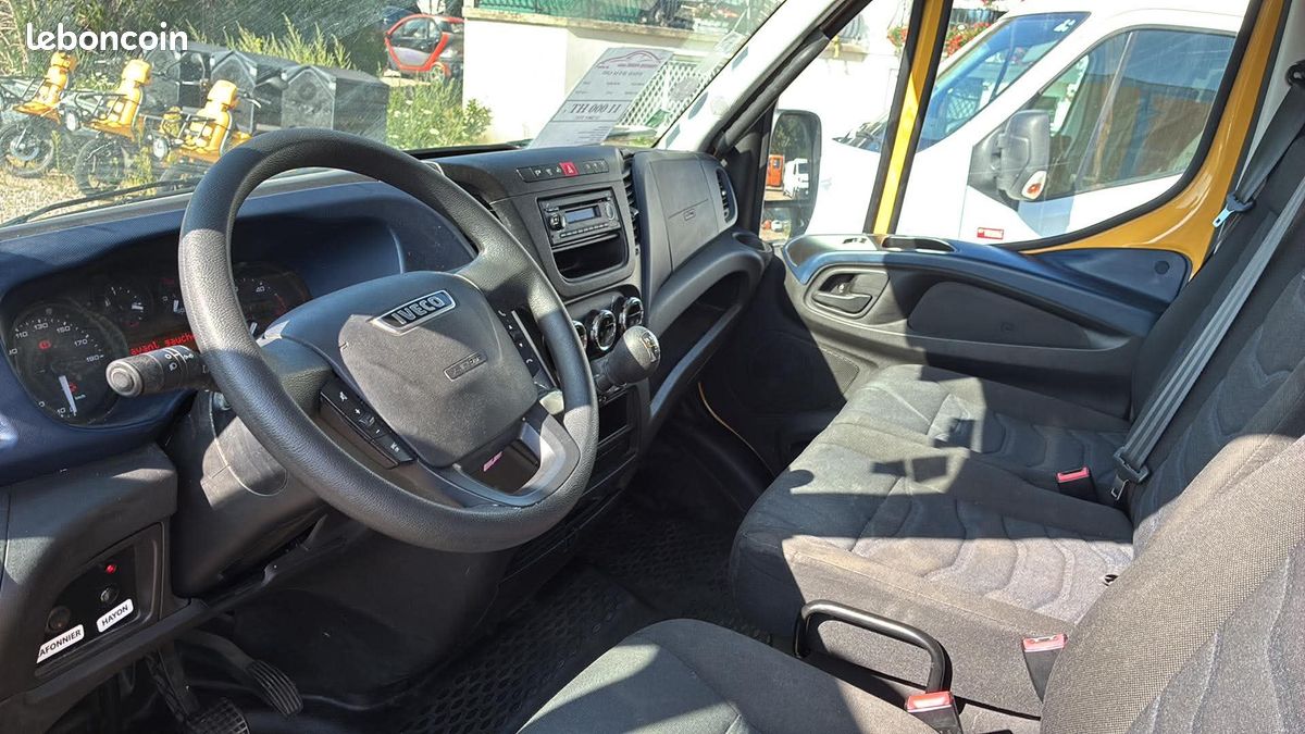 Iveco DAILY 35S14 Hayon GNV à 11 000 HT (image 4)