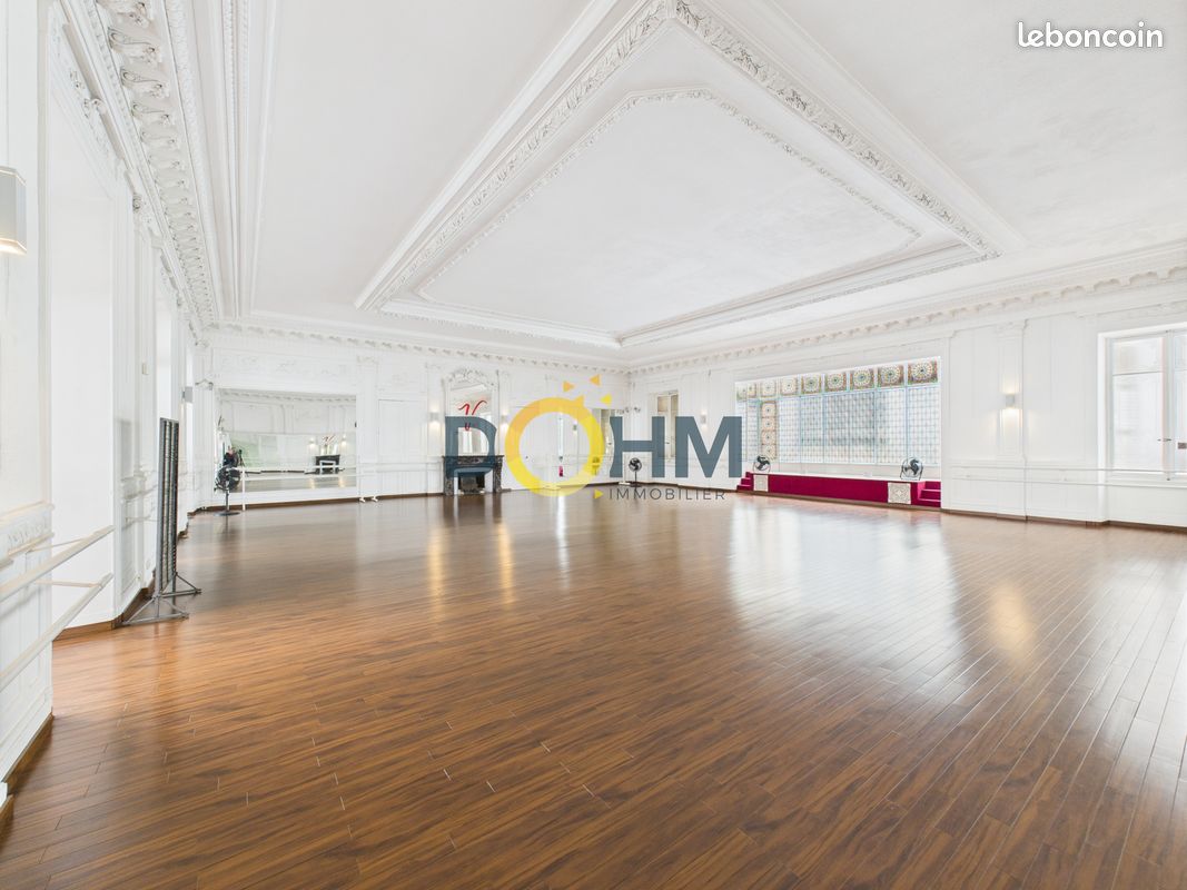Maison 8 pièces 468 m² · à Aix-les-Bains · 468 m² · 1 320 000 €