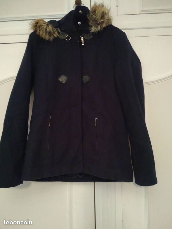 Veste avec capuche taille S (image 1)