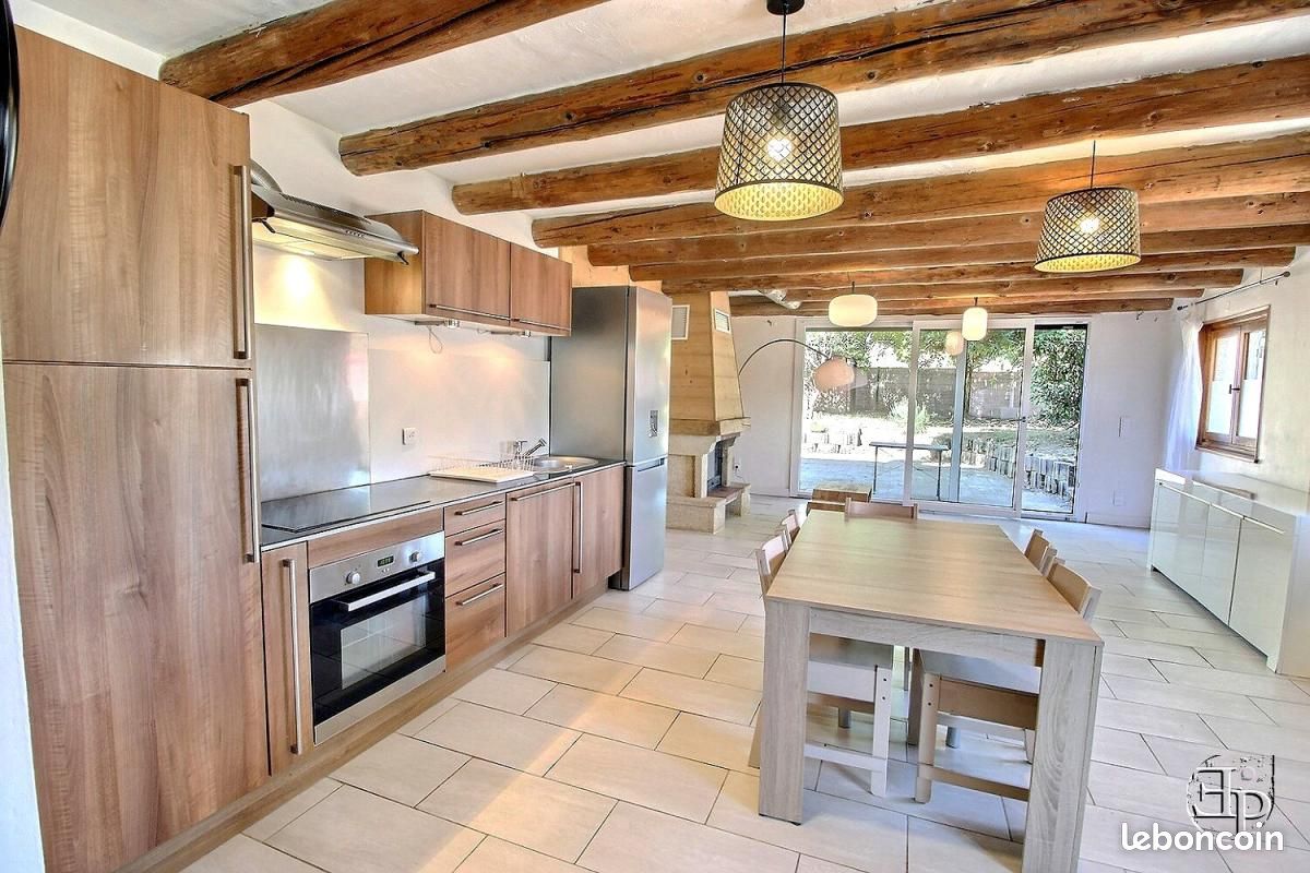 Appartement 3 pièces 97 m² · à Reignier-Ésery · 97 m² · 1 839 €