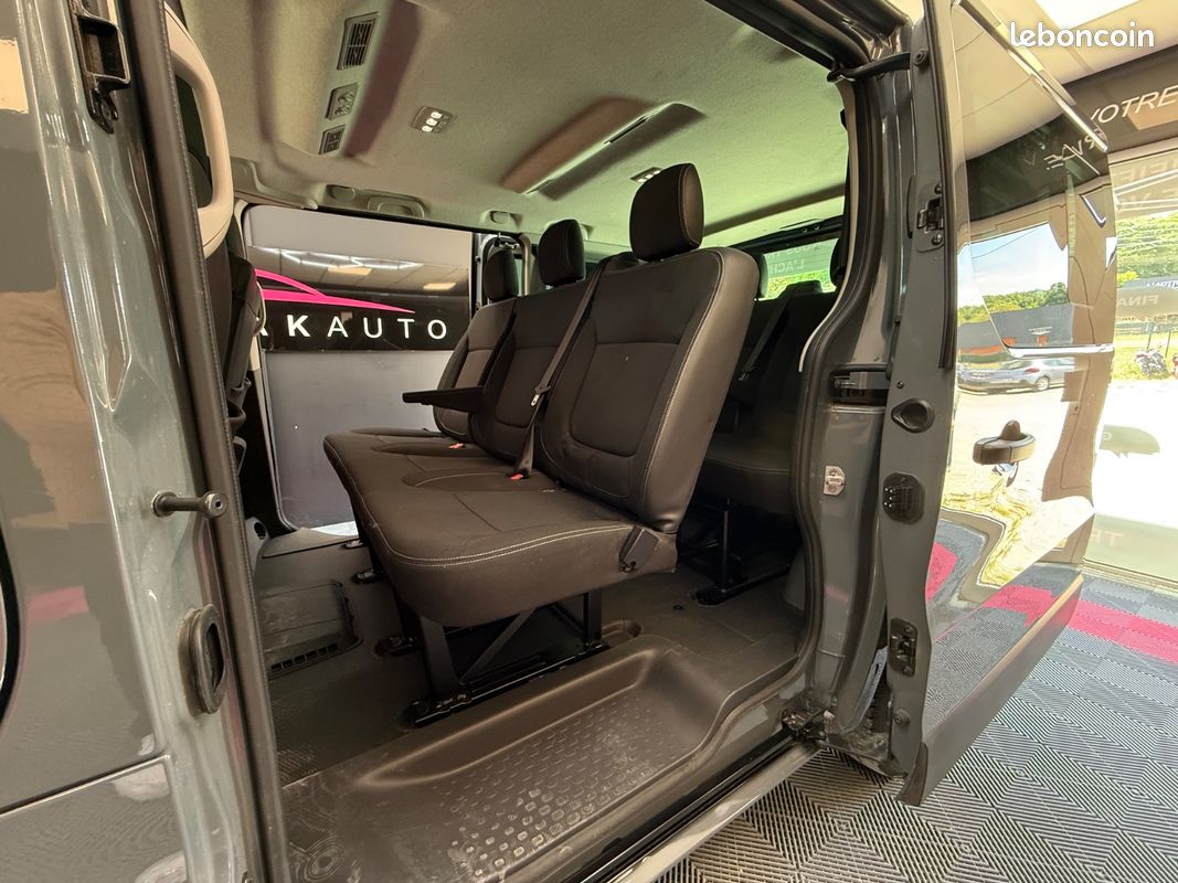 RENAULT TRAFIC III Combi Phase 3 L1 2.0 dCi 16V EDC6 SS Intens 9 Places (image 49)