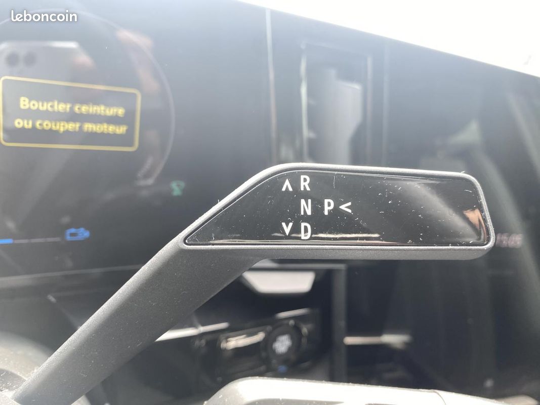 RENAULT AUSTRAL 1.2 E-Tech Hybride - 200 - BVA multi-modes 2023 Techno (image 23)