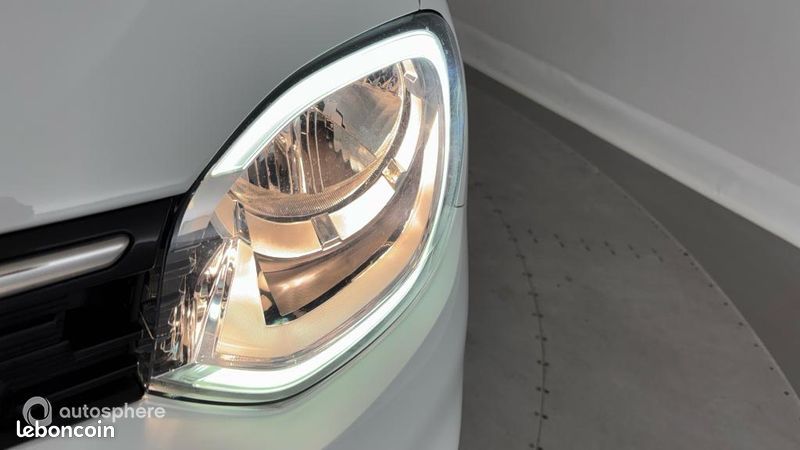 Renault Twingo 1.0 SCe 65ch Equilibre (image 17)