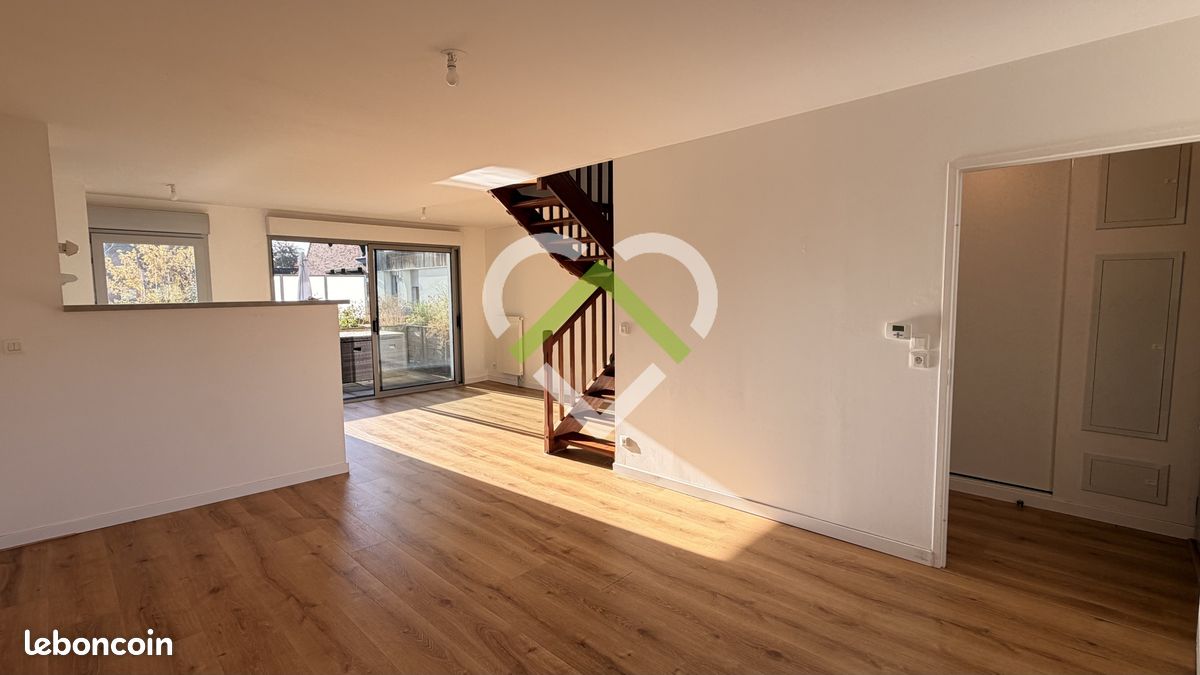 Appartement 3 pièces 78 m² · à Croix · 78 m² · 250 000 €