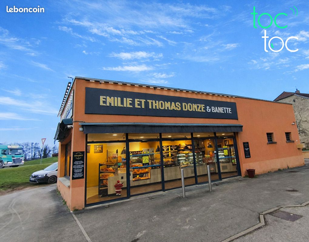 Immeuble 4 pièces 215 m² · à Rochefort-sur-Nenon · 215 m² · 290 000 €