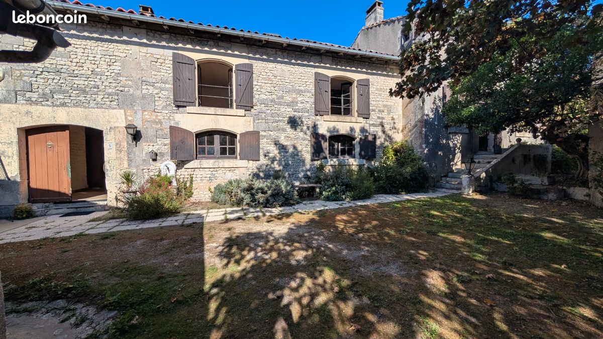 Maison 5 pièces 128 m² · à Segonzac · 128 m² · 112 350 €