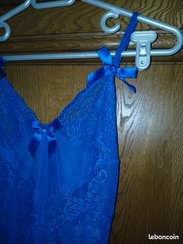 Nuisette Dentelle Barbara – Bleu, Taille M, Neuve Avec étiquette