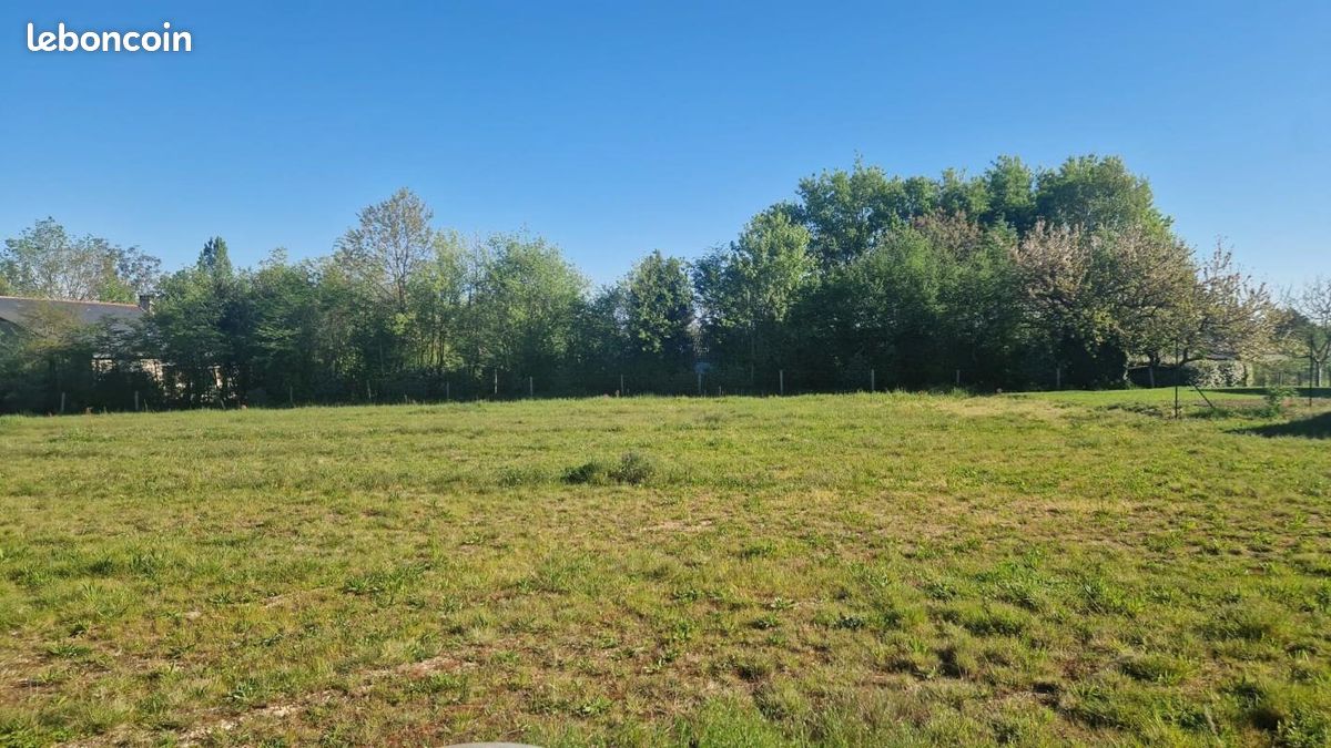 Terrain 910 m² Azay Sur Indre · à Azay-sur-Indre · 39 990 €