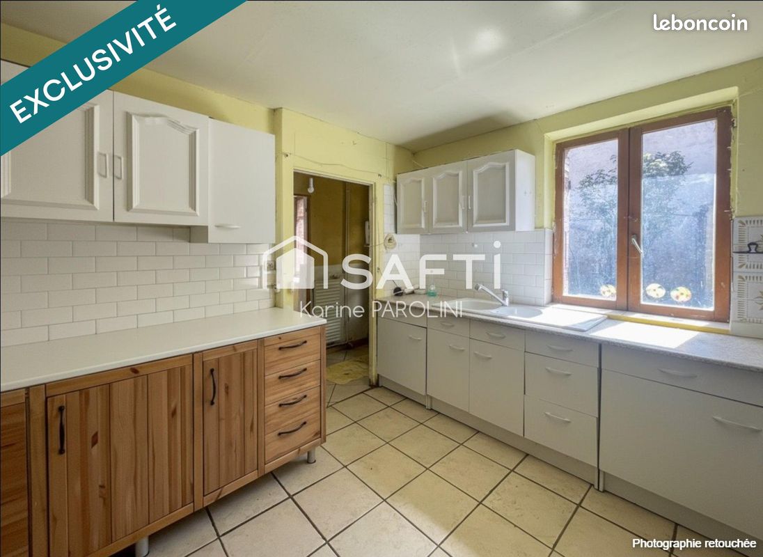 Maison 4 pièces 119 m² · à La Côte-Saint-André · 119 m² · 140 000 €