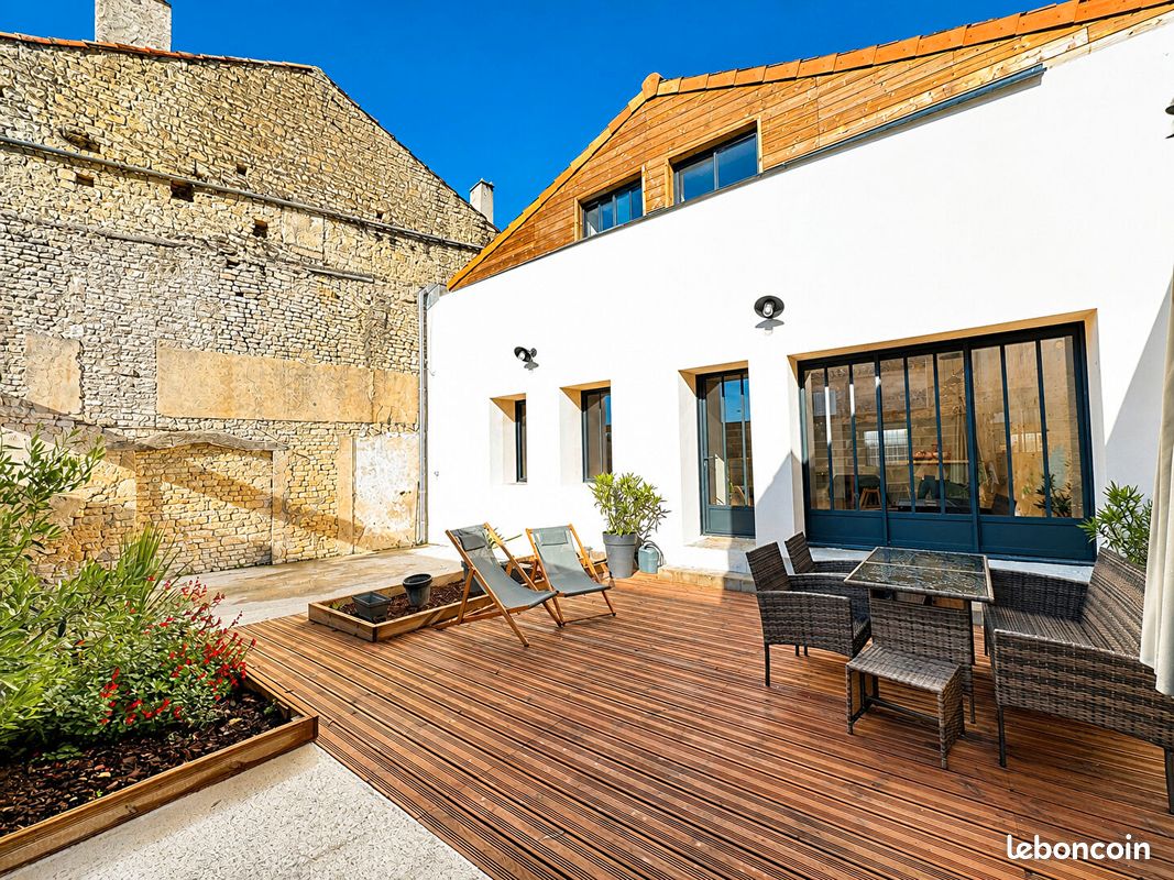 Maison 5 pièces 141 m² · à Aigrefeuille-d'Aunis · 141 m² · 286 000 €