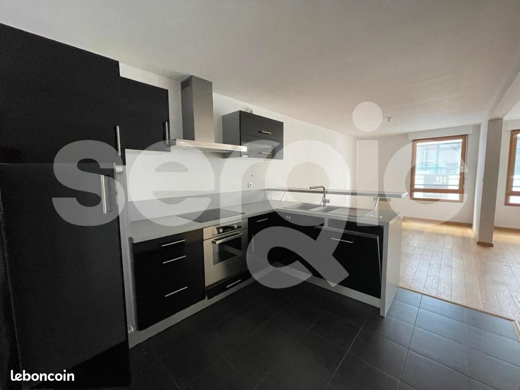 Appartement 4 pièces 120 m² · à Arras · 120 m² · 1 180 €