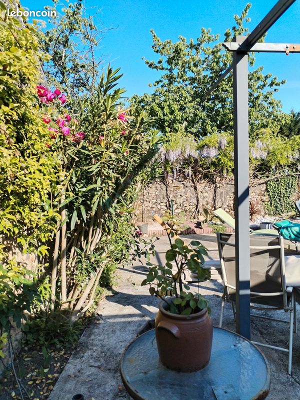 Maison 7 pièces 145 m² · à Saint-Justin · 145 m² · 185 000 €