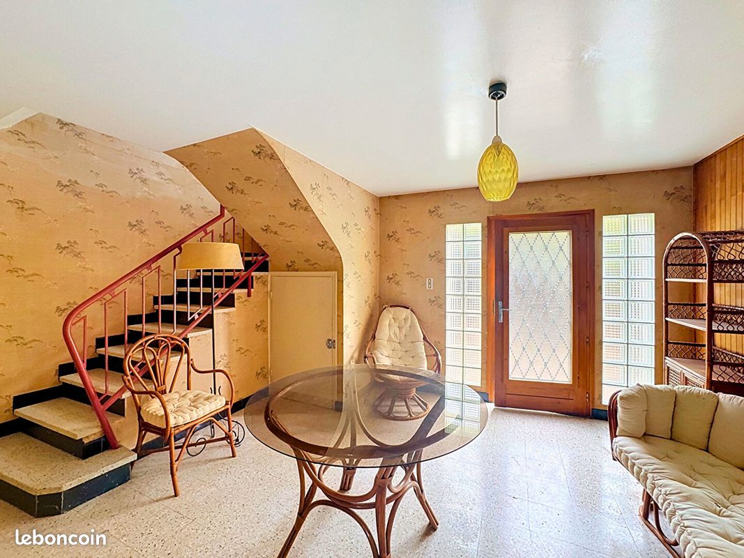 Maison 5 pièces 140 m² · à Rillieux-la-Pape · 140 m² · 396 000 €