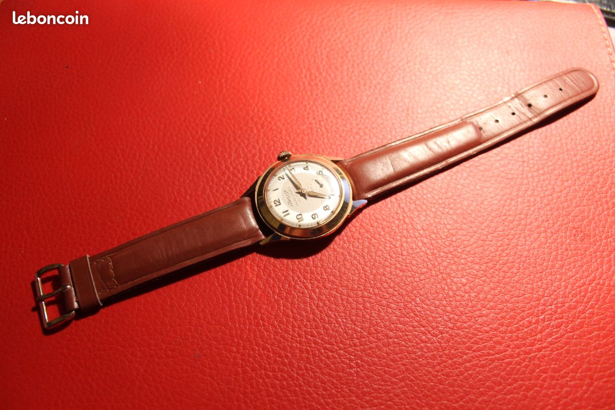 Montre Ancienne MIZO Mécanique Pour Femme - Verre Cassé Et Mouvement Bloqué - Pièce Vintage à Restaurer