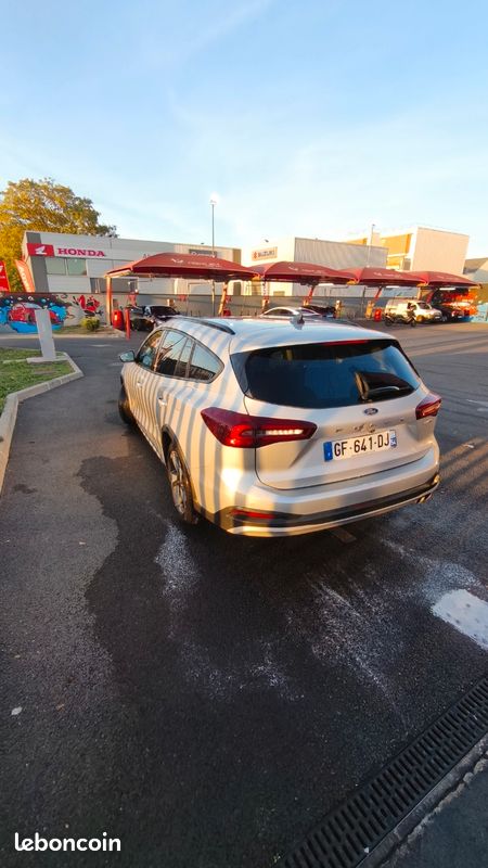 Ford focus sw active x éthanol (image 2)