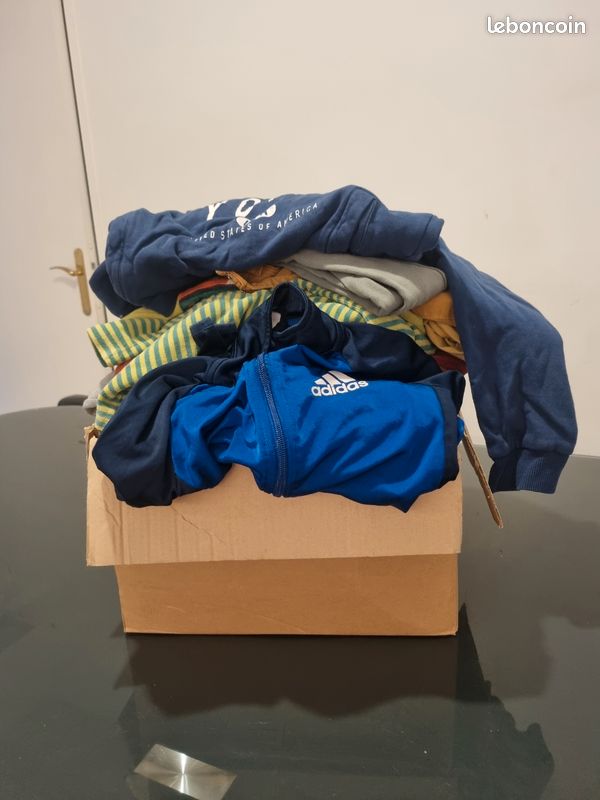 25 vêtements garçon 8 ans bon etat (image 1)