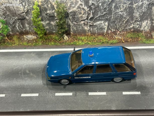 Miniature Norev 1/43 Renault 21 Nevada Gendarmerie 1994 Métal Bleu 512138