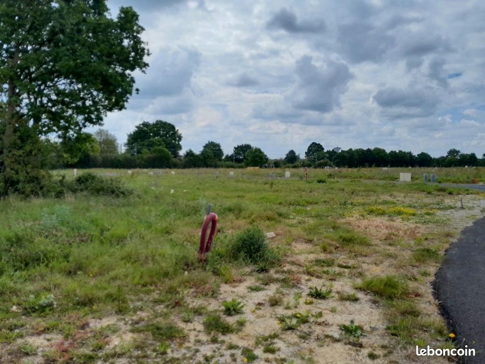 Terrain 389 m² · à Bouaye · 121 900 €
