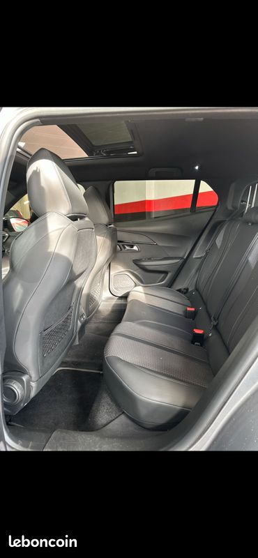 Peugeot 2008 GT Line 1.2 puretech 130ch (image 5)