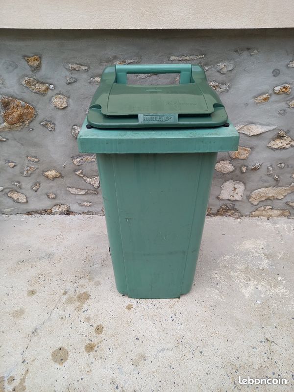 Poubelle (image 1)