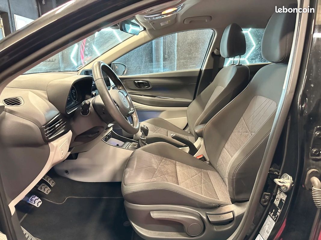 HYUNDAI BAYON 1.0 T-GDi 100 Hybrid 48V Creative (image 7)
