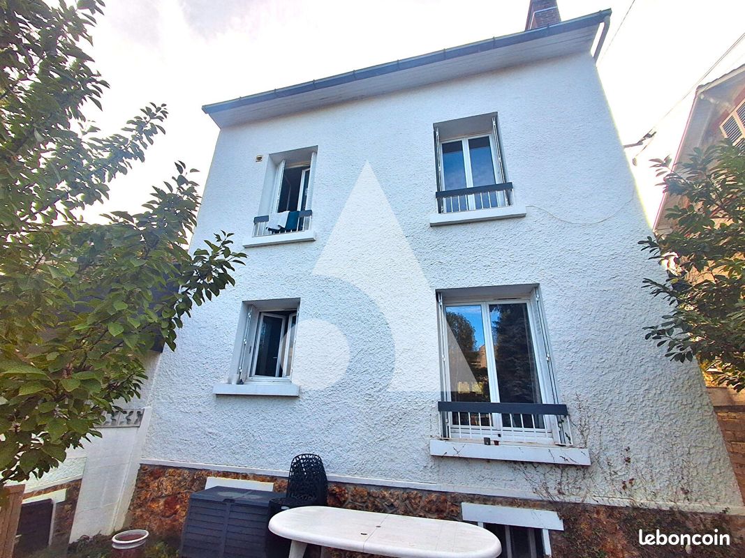 Maison 5 pièces 107 m² · à Mériel · 107 m² · 325 000 €