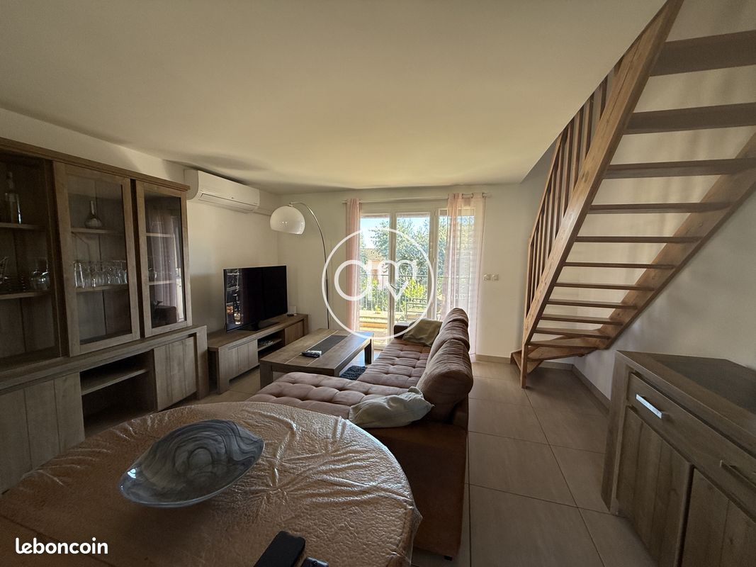 Appartement 3 pièces 50 m² · à Carqueiranne · 50 m² · 1 150 €/mois