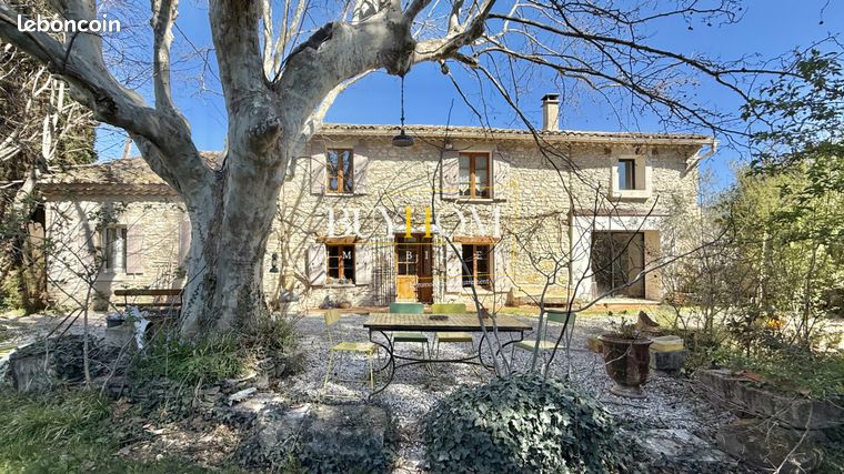 Mas 5 pièces 183 m²